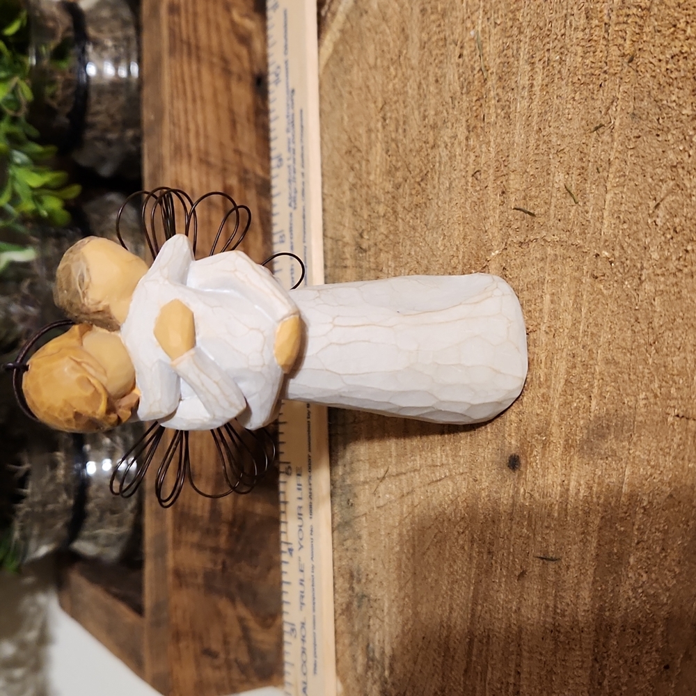 Willow Tree Angel's Embrace